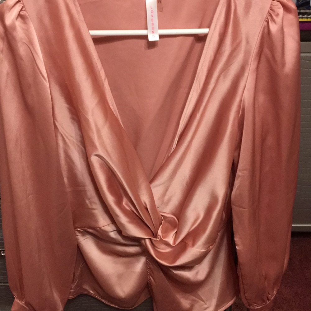 Pink front knot top